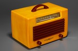 General Electric L-570 Catalin Radio in Yellow with Maroon